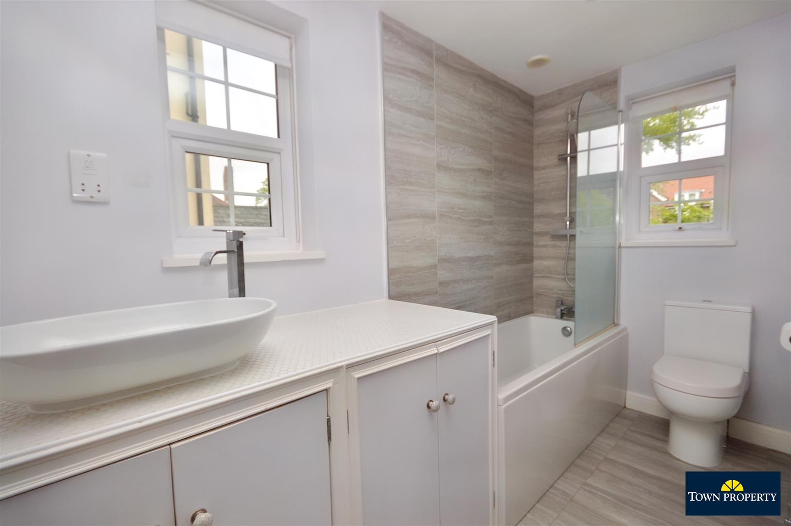 Property Details for Blackwater Road Eastbourne BN21 4JB Town